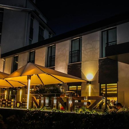 לוגו Hotel Torre De Nunez מראה חיצוני תמונה
